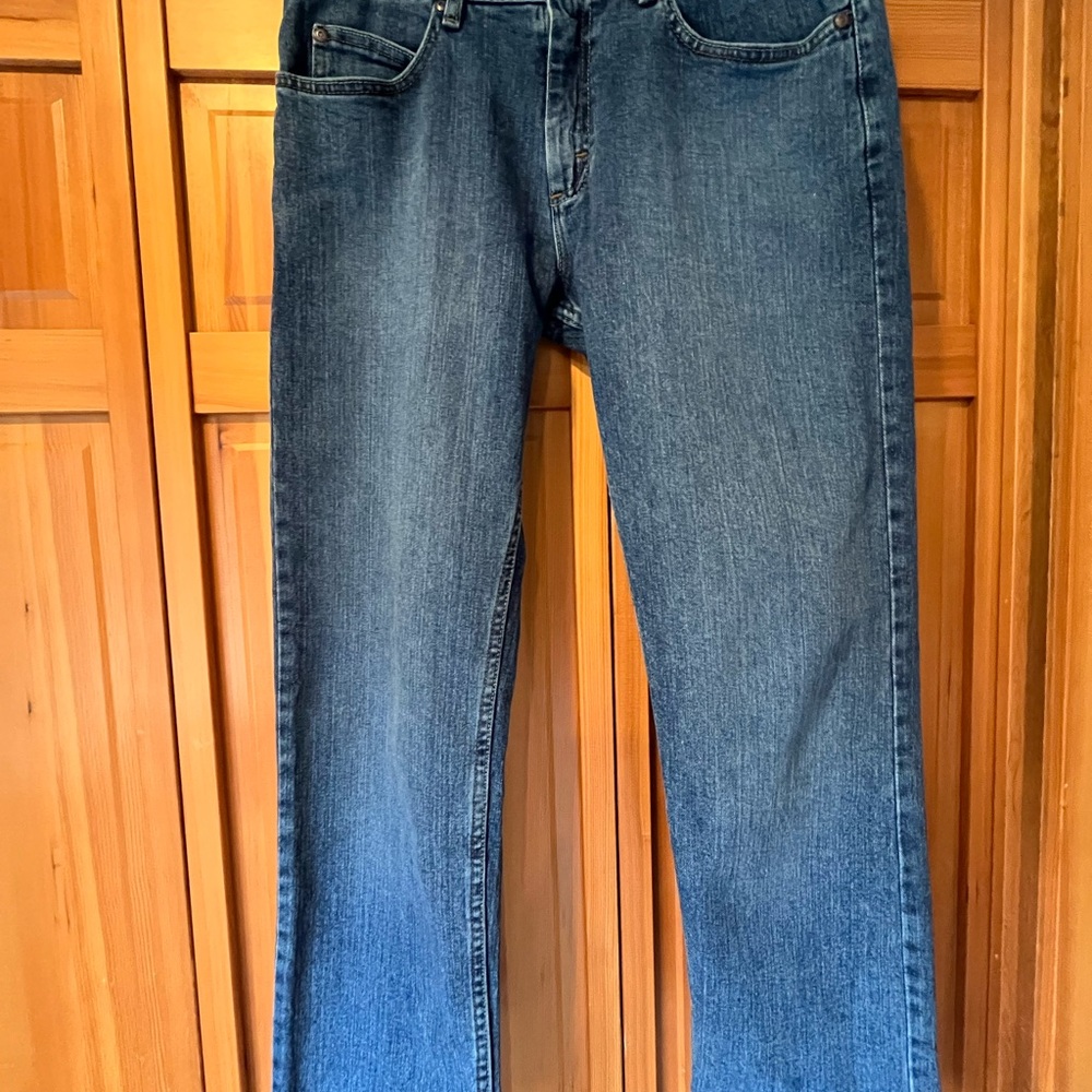 Lee Men’s Medium Blue Denim Jeans size 32x29